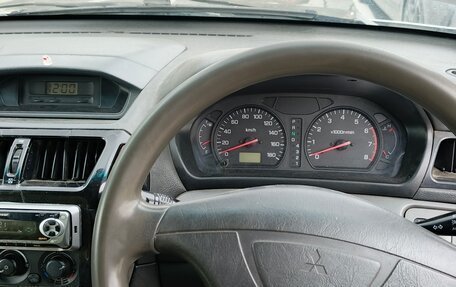 Mitsubishi Chariot III, 2001 год, 365 000 рублей, 9 фотография