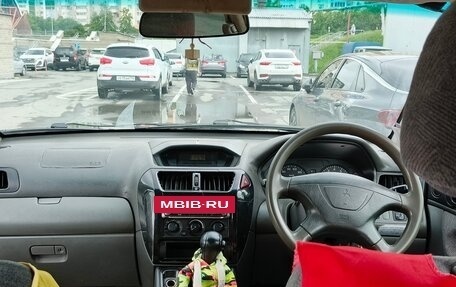 Mitsubishi Chariot III, 2001 год, 365 000 рублей, 13 фотография