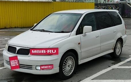 Mitsubishi Chariot III, 2001 год, 365 000 рублей, 2 фотография