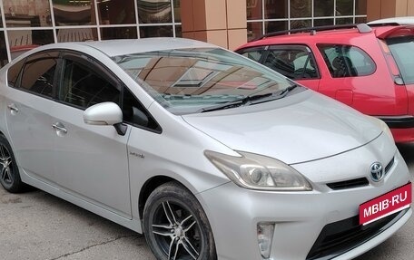 Toyota Prius, 2012 год, 980 000 рублей, 1 фотография