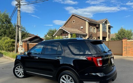 Ford Explorer VI, 2018 год, 2 990 000 рублей, 4 фотография