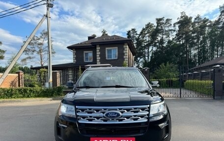 Ford Explorer VI, 2018 год, 2 990 000 рублей, 3 фотография