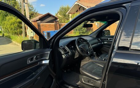 Ford Explorer VI, 2018 год, 2 990 000 рублей, 12 фотография