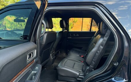 Ford Explorer VI, 2018 год, 2 990 000 рублей, 16 фотография