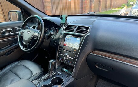 Ford Explorer VI, 2018 год, 2 990 000 рублей, 19 фотография