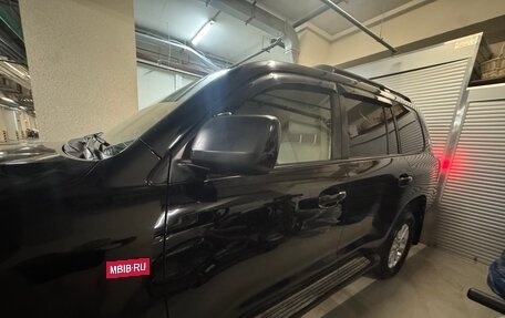 Toyota Land Cruiser 200, 2010 год, 3 000 000 рублей, 2 фотография
