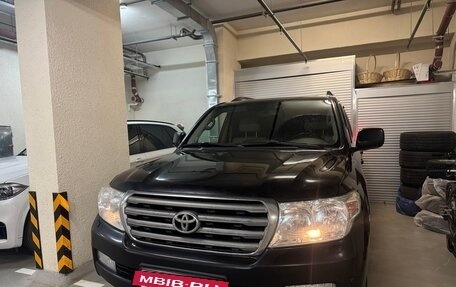 Toyota Land Cruiser 200, 2010 год, 3 000 000 рублей, 3 фотография