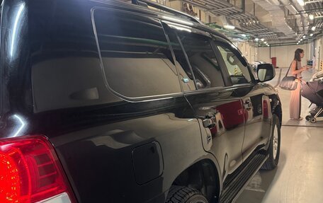 Toyota Land Cruiser 200, 2010 год, 3 000 000 рублей, 5 фотография