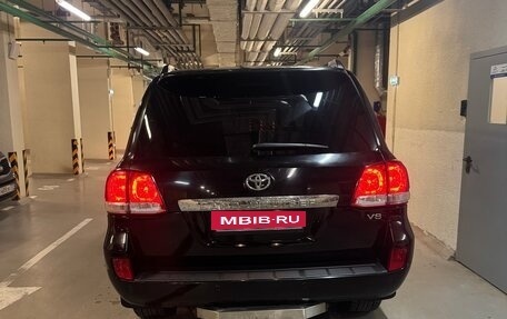 Toyota Land Cruiser 200, 2010 год, 3 000 000 рублей, 15 фотография