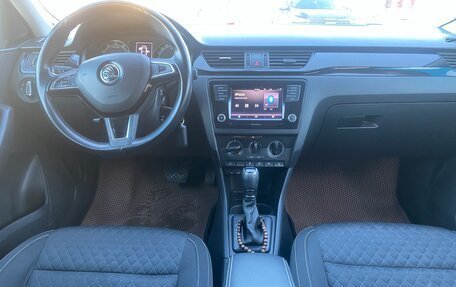 Skoda Rapid I, 2017 год, 1 400 000 рублей, 10 фотография