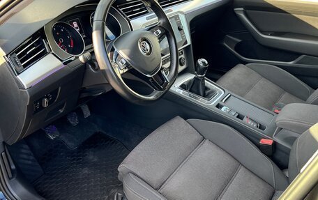 Volkswagen Passat B8 рестайлинг, 2019 год, 1 730 000 рублей, 5 фотография