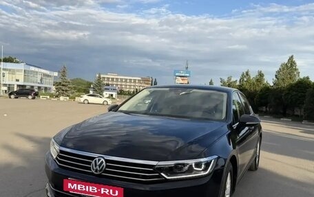 Volkswagen Passat B8 рестайлинг, 2019 год, 1 730 000 рублей, 19 фотография