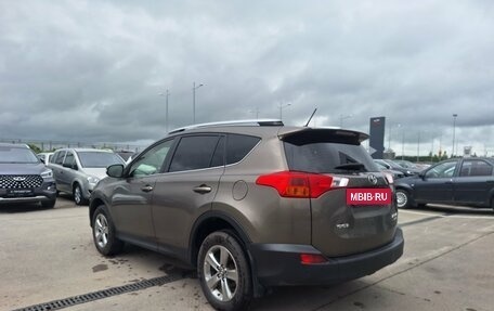 Toyota RAV4, 2015 год, 2 130 000 рублей, 3 фотография