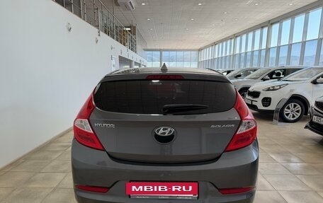 Hyundai Solaris II рестайлинг, 2015 год, 1 150 000 рублей, 5 фотография
