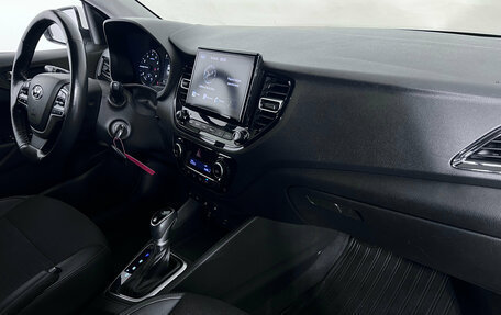 Hyundai Solaris II рестайлинг, 2022 год, 1 597 000 рублей, 13 фотография