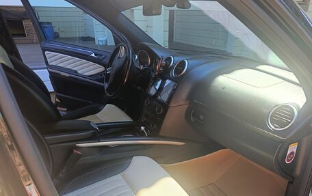 Mercedes-Benz GL-Класс, 2011 год, 2 500 000 рублей, 3 фотография