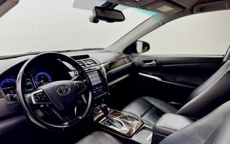 Toyota Camry, 2017 год, 1 789 000 рублей, 11 фотография