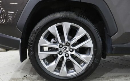 Toyota RAV4, 2021 год, 3 749 000 рублей, 9 фотография