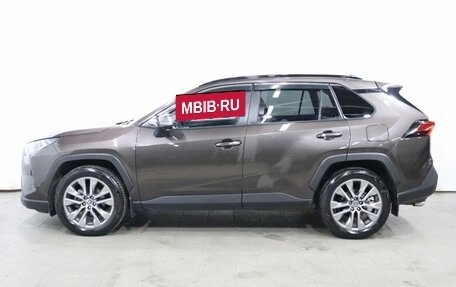 Toyota RAV4, 2021 год, 3 749 000 рублей, 8 фотография