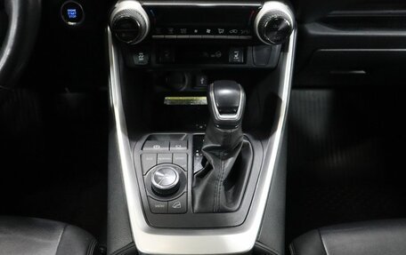 Toyota RAV4, 2021 год, 3 749 000 рублей, 19 фотография