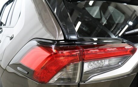 Toyota RAV4, 2021 год, 3 749 000 рублей, 24 фотография