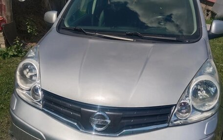 Nissan Note II рестайлинг, 2011 год, 780 000 рублей, 2 фотография