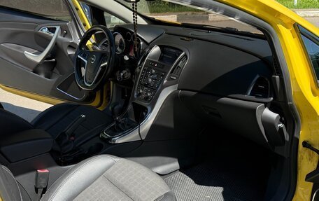 Opel Astra J, 2012 год, 960 000 рублей, 15 фотография