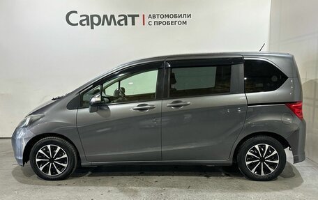 Honda Freed I, 2010 год, 975 000 рублей, 6 фотография