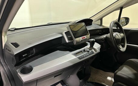 Honda Freed I, 2010 год, 975 000 рублей, 24 фотография