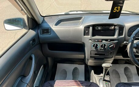 Toyota Probox I, 2002 год, 449 999 рублей, 18 фотография