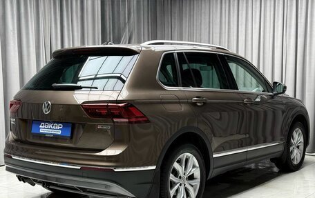 Volkswagen Tiguan II, 2018 год, 2 679 000 рублей, 6 фотография