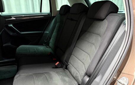 Volkswagen Tiguan II, 2018 год, 2 679 000 рублей, 32 фотография