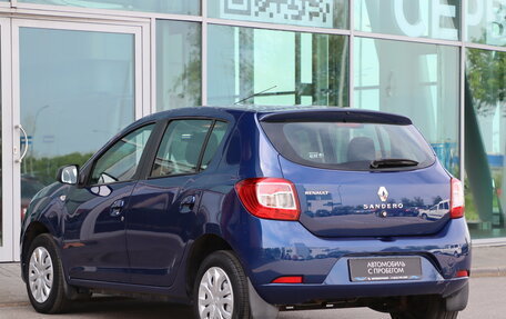 Renault Sandero II рестайлинг, 2017 год, 930 000 рублей, 3 фотография