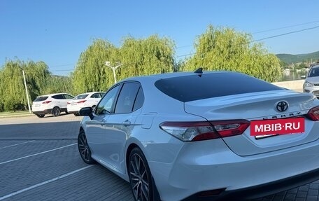 Toyota Camry, 2021 год, 3 200 000 рублей, 8 фотография
