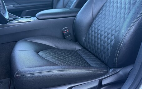 Toyota Camry, 2021 год, 3 200 000 рублей, 18 фотография
