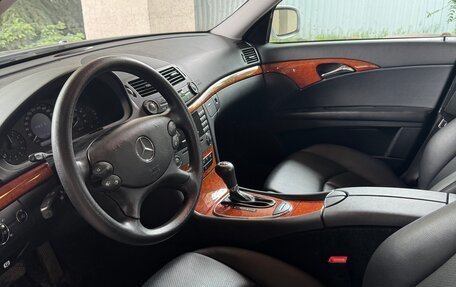 Mercedes-Benz E-Класс, 2006 год, 1 550 000 рублей, 9 фотография