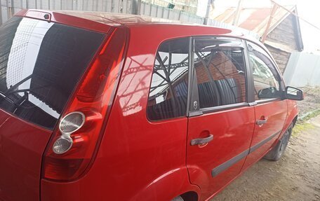 Ford Fiesta, 2006 год, 380 000 рублей, 3 фотография