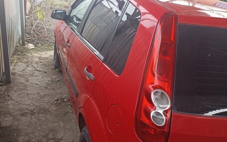 Ford Fiesta, 2006 год, 380 000 рублей, 5 фотография