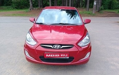 Hyundai Solaris II рестайлинг, 2013 год, 750 000 рублей, 1 фотография