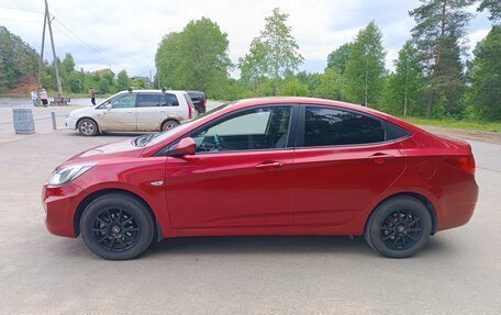 Hyundai Solaris II рестайлинг, 2013 год, 750 000 рублей, 3 фотография