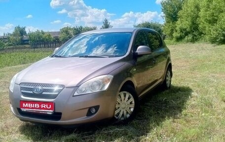 KIA cee'd I рестайлинг, 2007 год, 690 000 рублей, 1 фотография