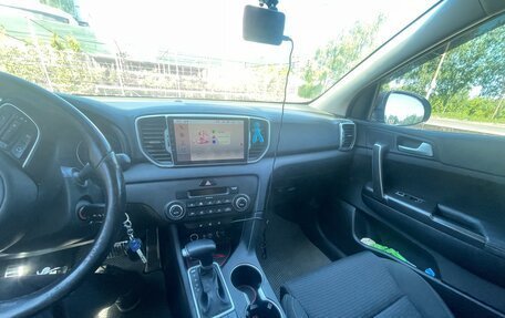 KIA Sportage IV рестайлинг, 2017 год, 1 690 000 рублей, 24 фотография
