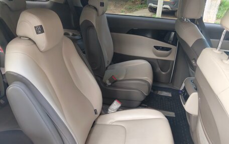 KIA Carnival, 2021 год, 3 750 000 рублей, 4 фотография