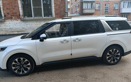 KIA Carnival, 2021 год, 3 750 000 рублей, 5 фотография