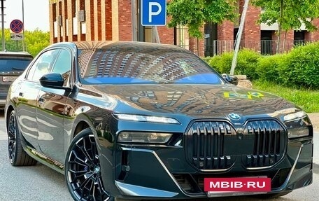 BMW 7 серия, 2023 год, 13 249 000 рублей, 2 фотография