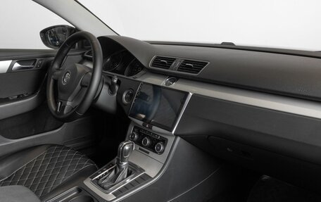 Volkswagen Passat B7, 2011 год, 994 700 рублей, 7 фотография