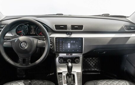 Volkswagen Passat B7, 2011 год, 994 700 рублей, 6 фотография