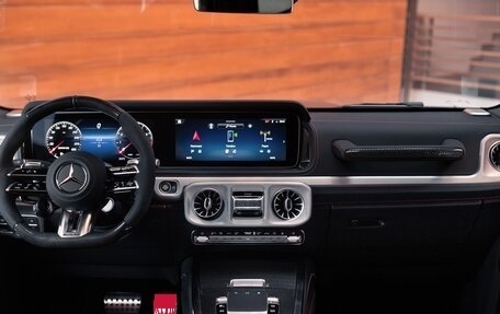 Mercedes-Benz G-Класс AMG, 2026 год, 61 000 000 рублей, 15 фотография