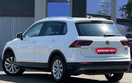 Volkswagen Tiguan II, 2017 год, 2 777 000 рублей, 3 фотография