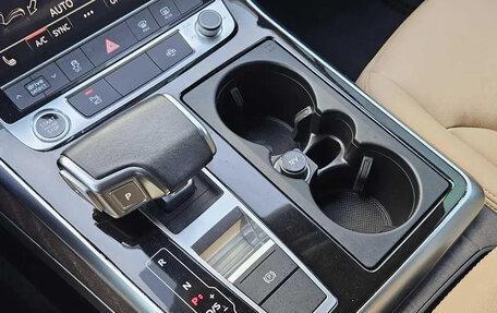 Audi Q7, 2022 год, 5 603 610 рублей, 10 фотография